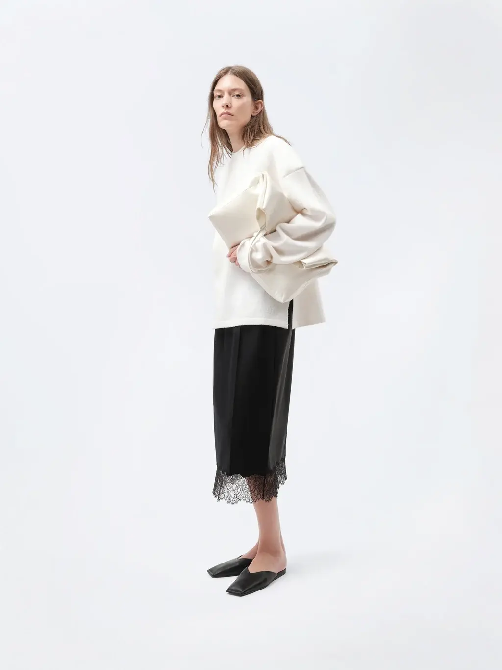 CARVEN