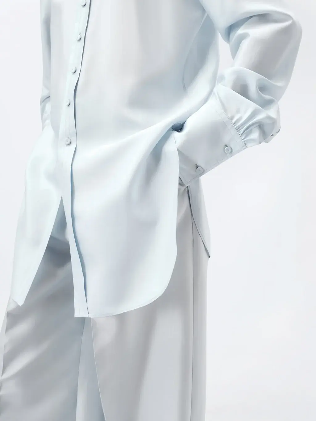 CARVEN