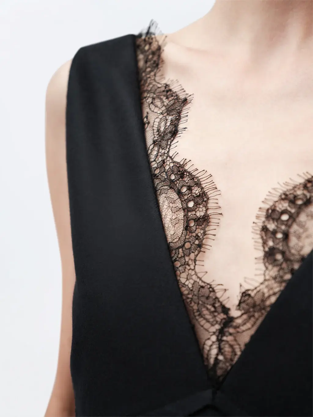 CARVEN