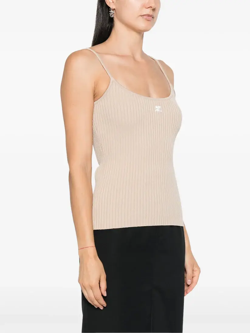 COURREGES