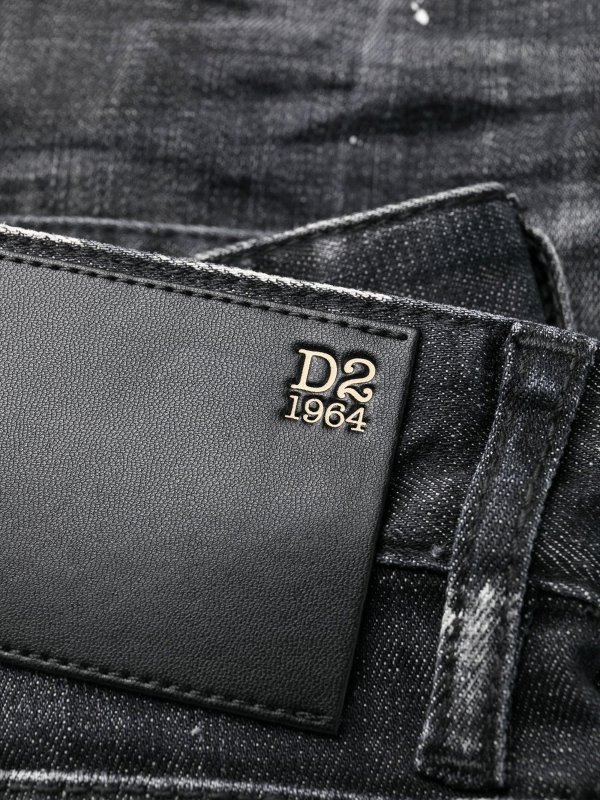 DSQUARED2