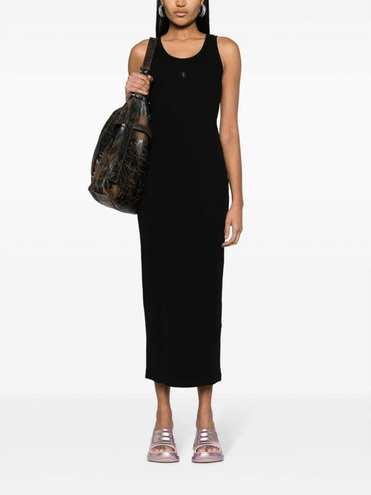 GIVENCHY