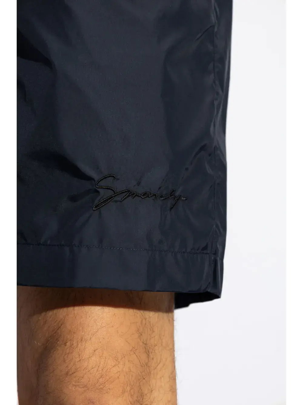 GIVENCHY