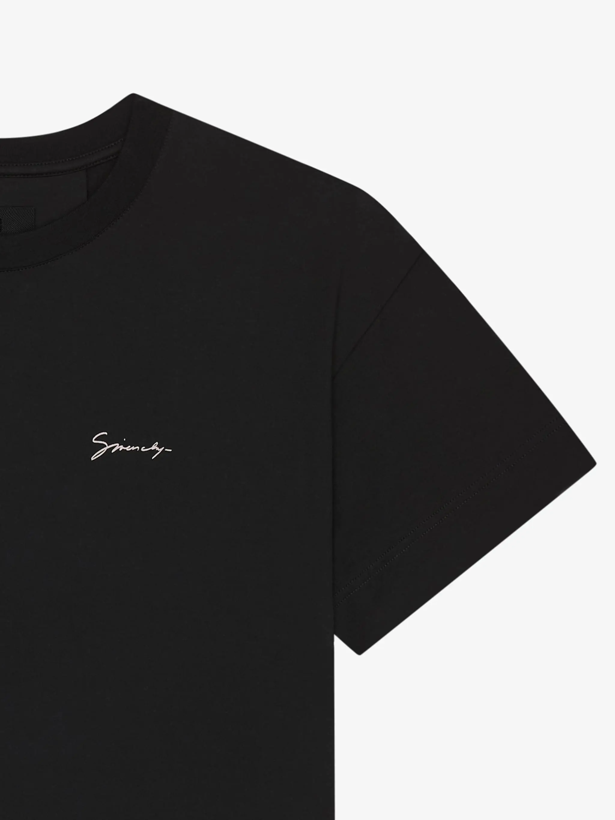 GIVENCHY