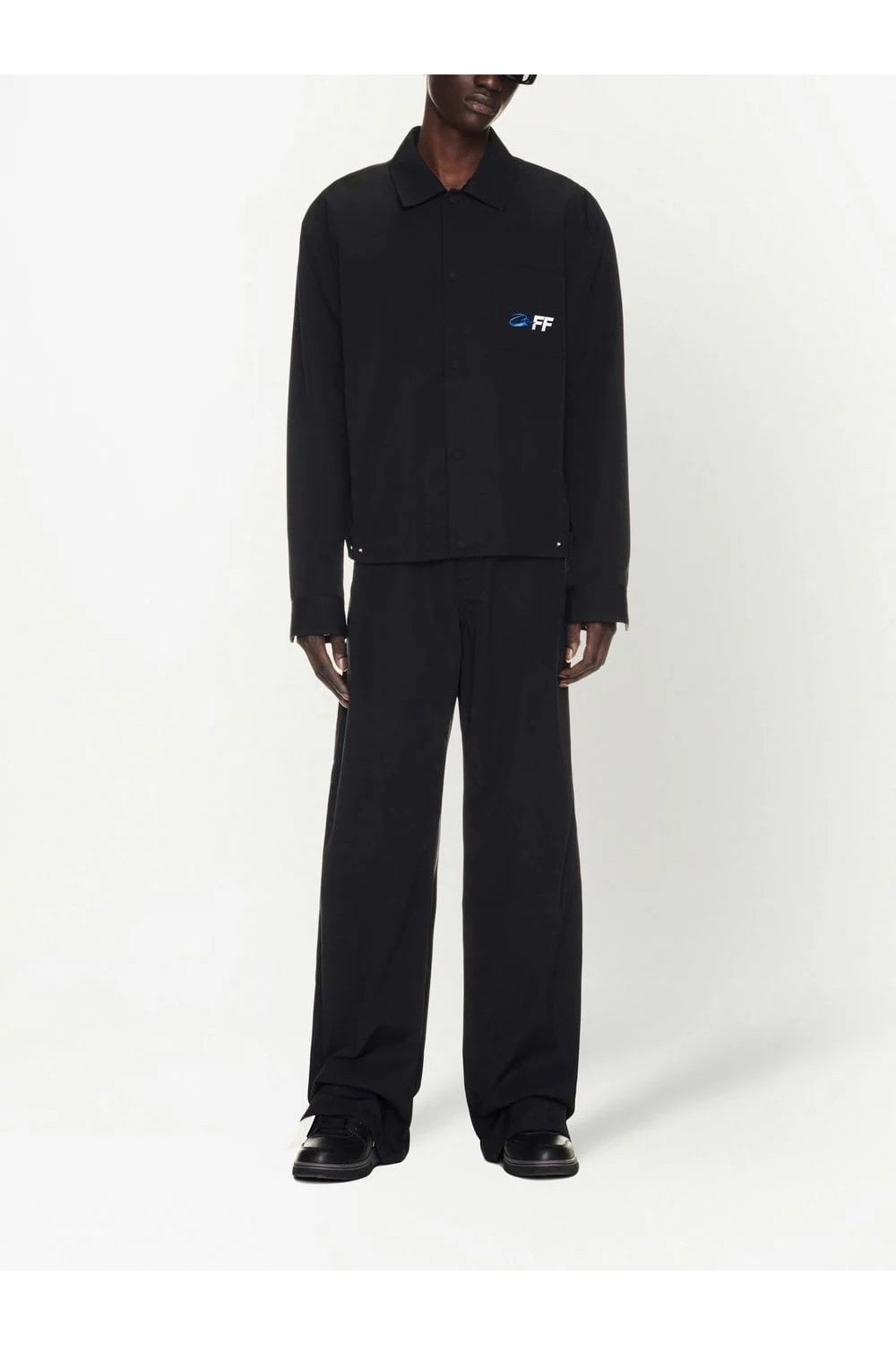 OFF WHITE