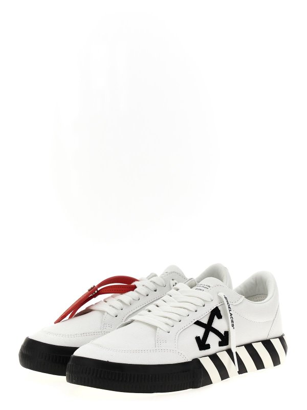 OFF WHITE
