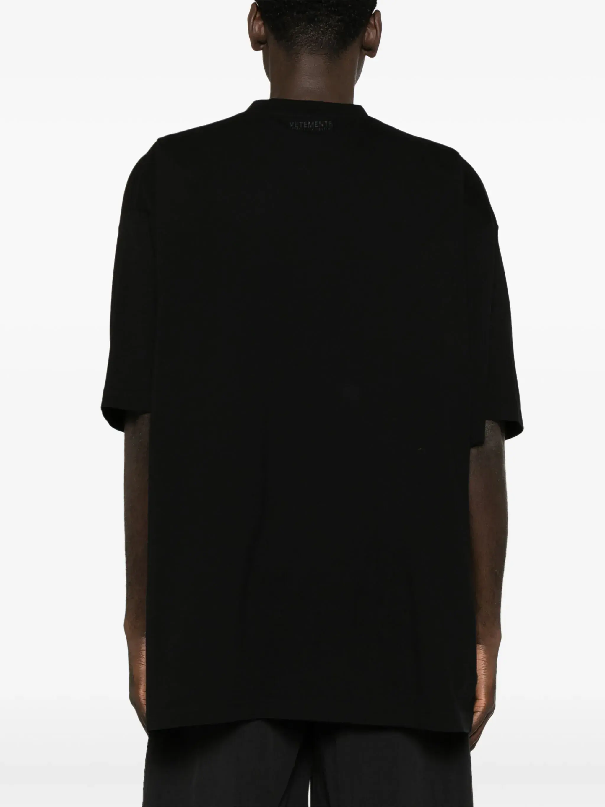 VETEMENTS