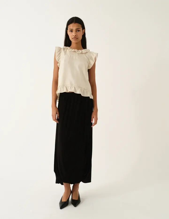 THE GARMENT