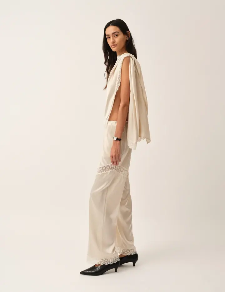 THE GARMENT