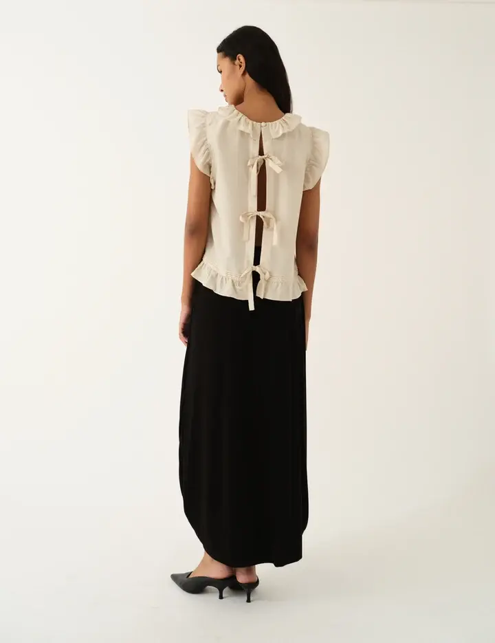 THE GARMENT