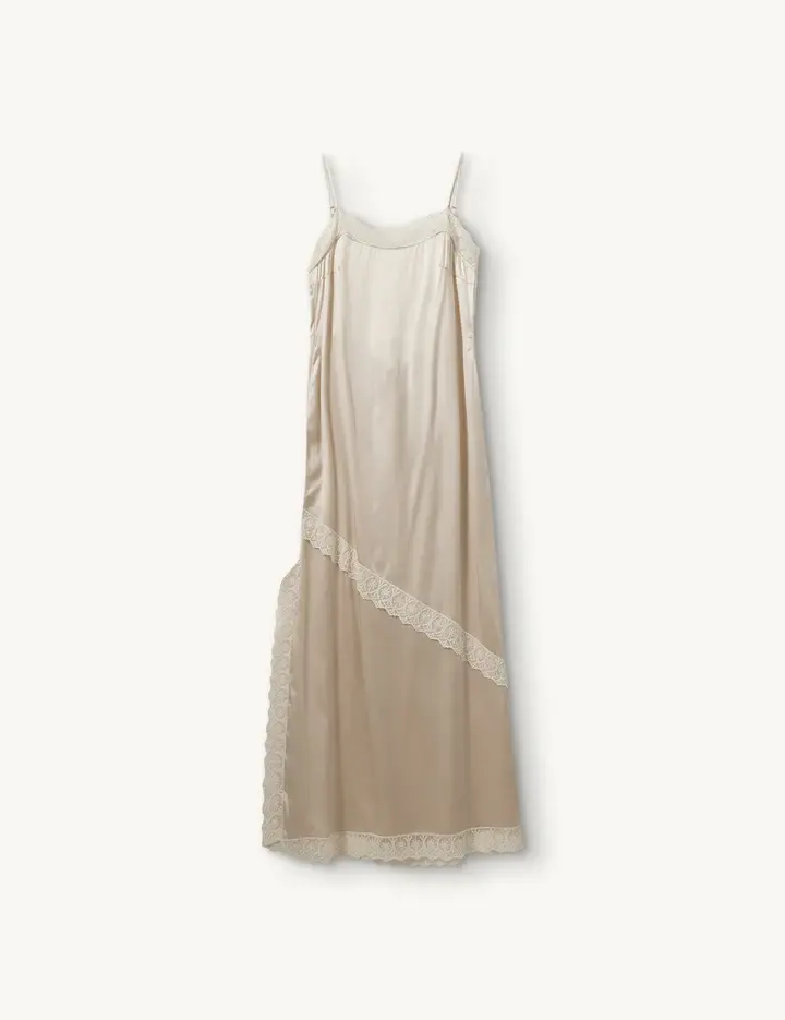 THE GARMENT